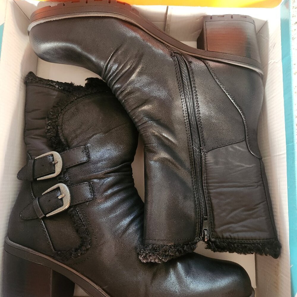 Baretraps Black " Tevin" Faux Fur Trim Boots. NIB. Size 9.5